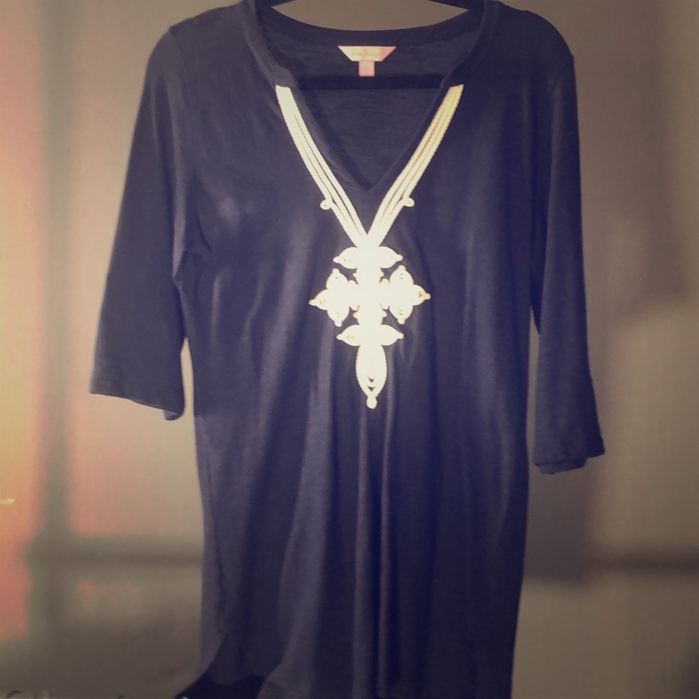 Lilly Pulitzer Navy Tunic white application